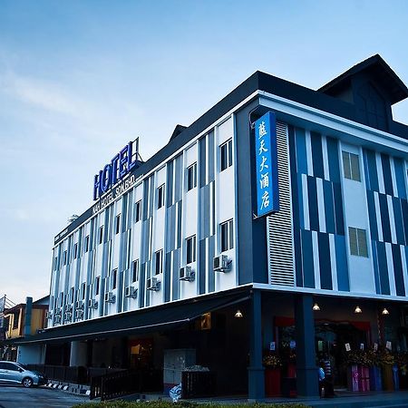 Nah Hotel Skudai Extérieur photo