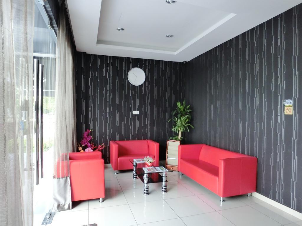 Nah Hotel Skudai Extérieur photo