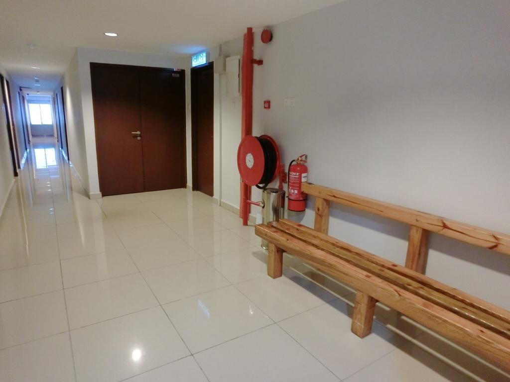 Nah Hotel Skudai Extérieur photo